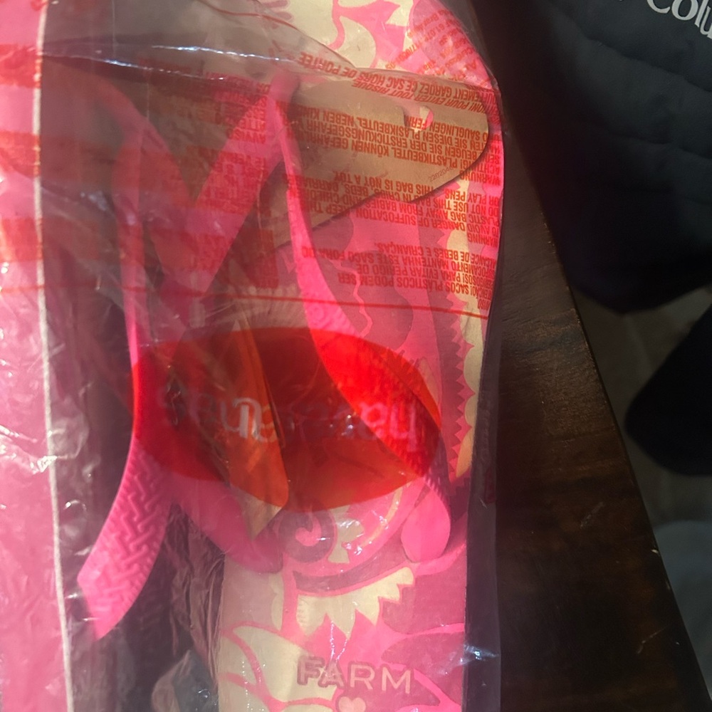NWT Havaianas x Farm to Rio Women's Pink Tropical Sandals - Picture 5 of 6